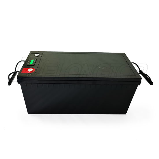 Batterie LiFePO4 Lithium Fer Phosphate 12V 200ah pour RV/Solaire/Marine//Applications hors réseau/Bateaux